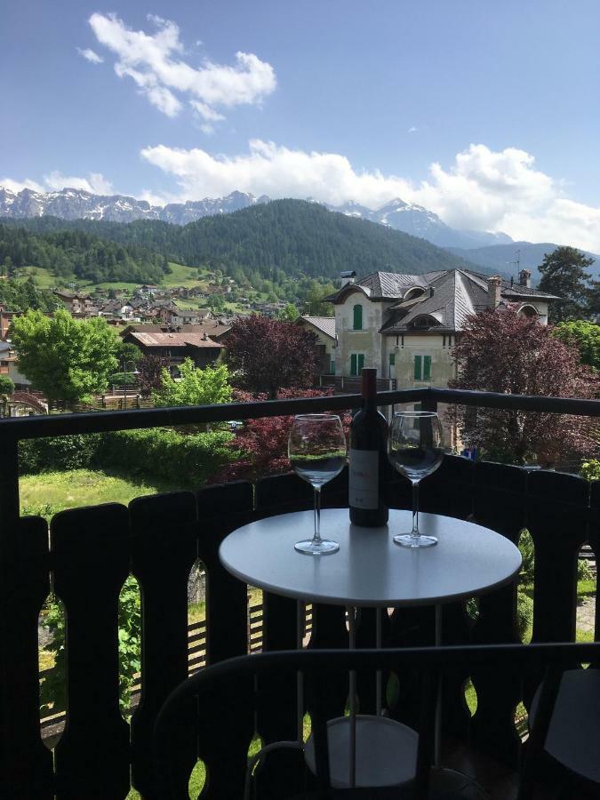 La Finestra Sulle Dolomiti - The Window To The Dolomites Apartment Fiera Di Primiero Exterior photo